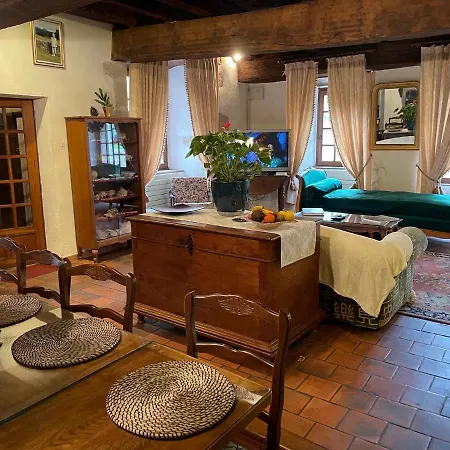 Grande Maison De Famille 11 Pers 5 Sioule Et Volcans D'auvergne Ferienhaus *